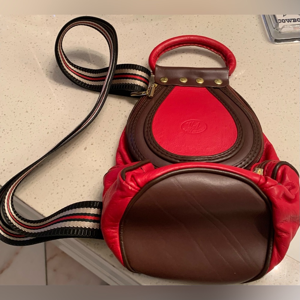 🌷SALE🌷Italian Leather Unisex Red/Brown Shoulder Backpack Tassel Detail